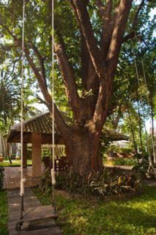 Woodlands Hotel & Resort Pattaya