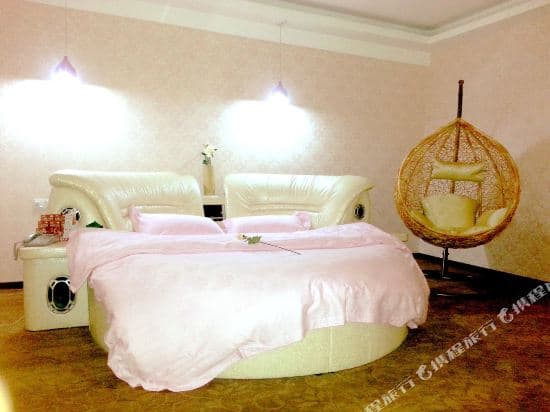Zhangjiajie Gardenia Theme Hotel