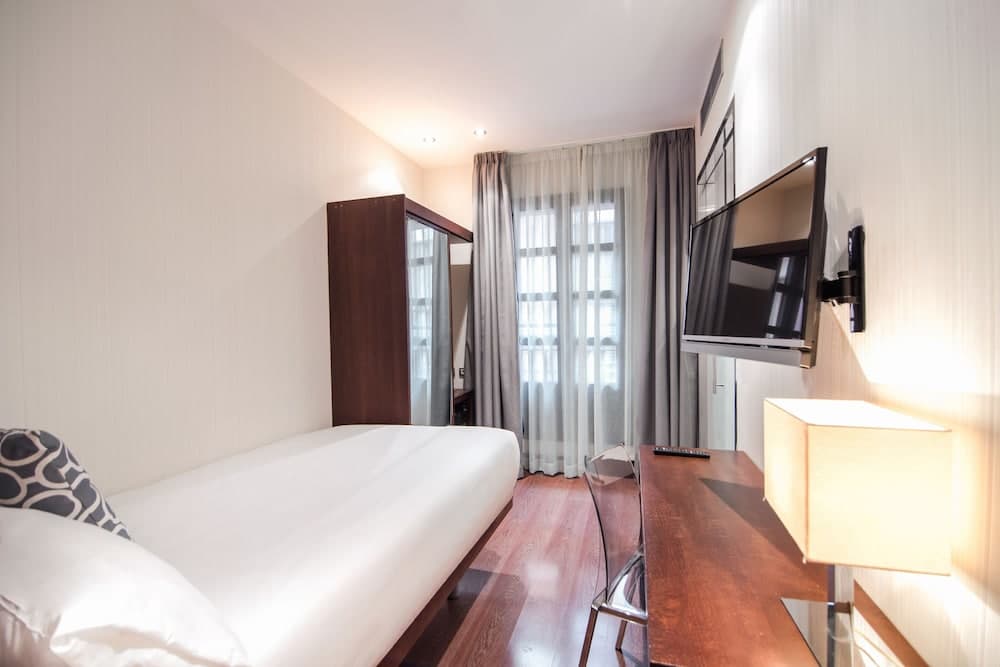 Petit Palace Marques Santa Ana