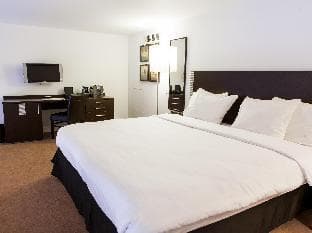 Progress Hotel
