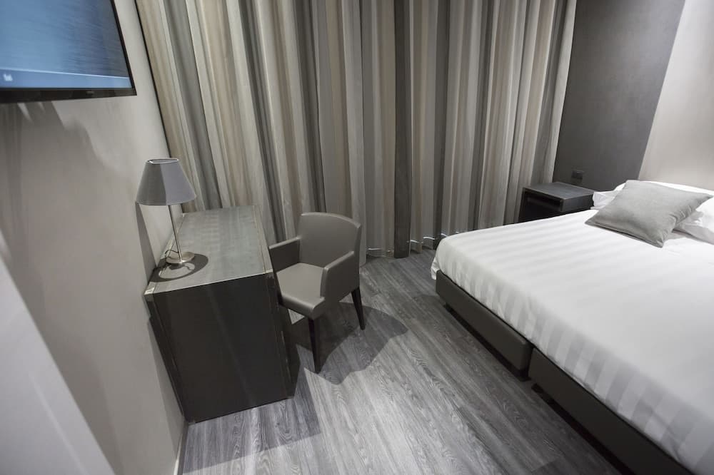 Hotel V99