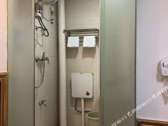Guangzhou Xingchen Apartment (Qijiang Subway Station Shop)
