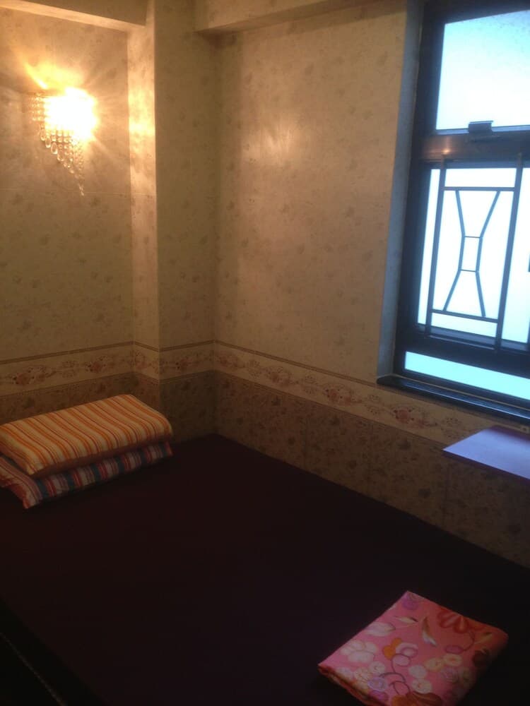 UK Hostel