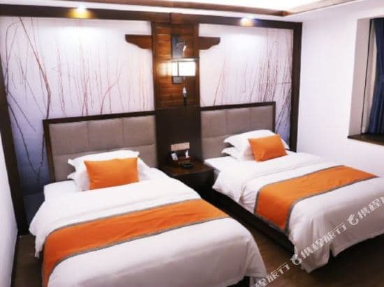 Zhangjiajie Yashe Inn