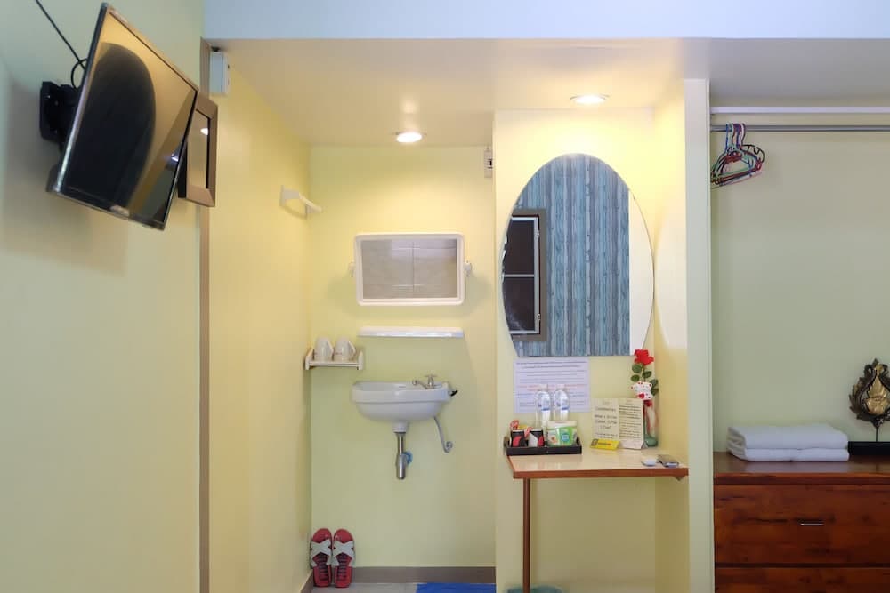 Steve Lady Hostel