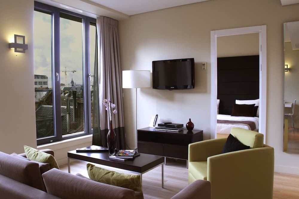 B-Aparthotel Grand Place