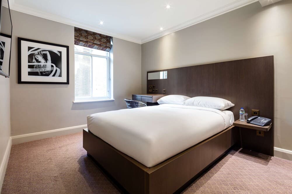 Radisson Blu Edwardian Bloomsbury Street Hotel, London