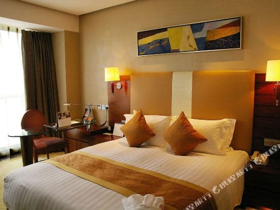 Regal Jinfeng Hotel