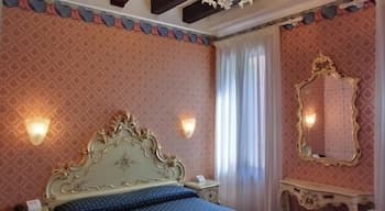 Hotel Diana