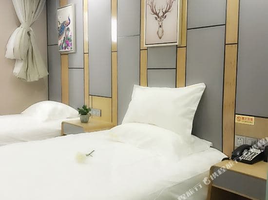 Baoquan Boutique Hotel (Shanghai People's Square Center)