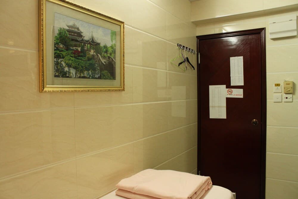 Las Vegas Guest House - Carlton Group of Hostels