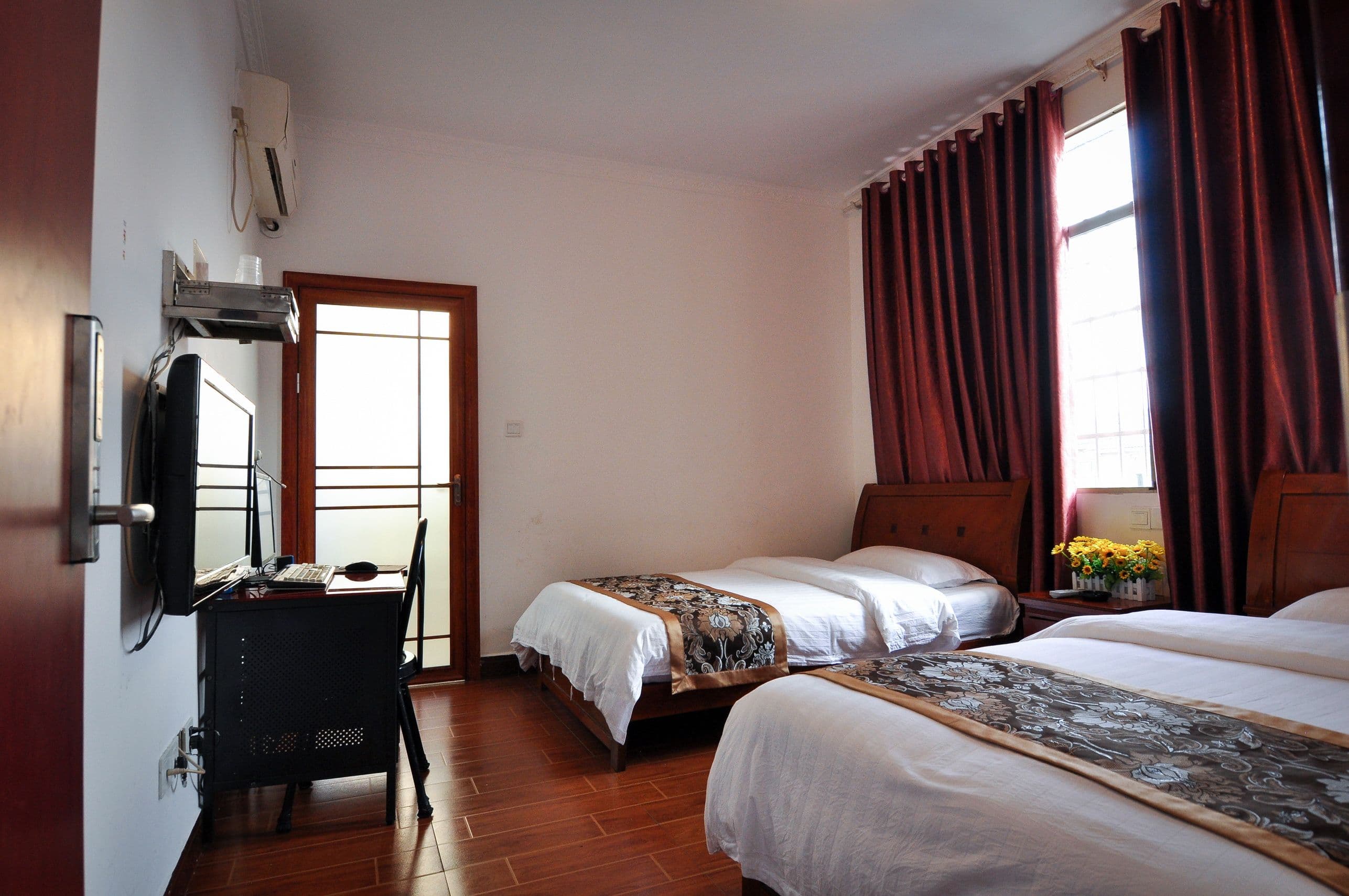 Zhangjiajie Qili Hotel