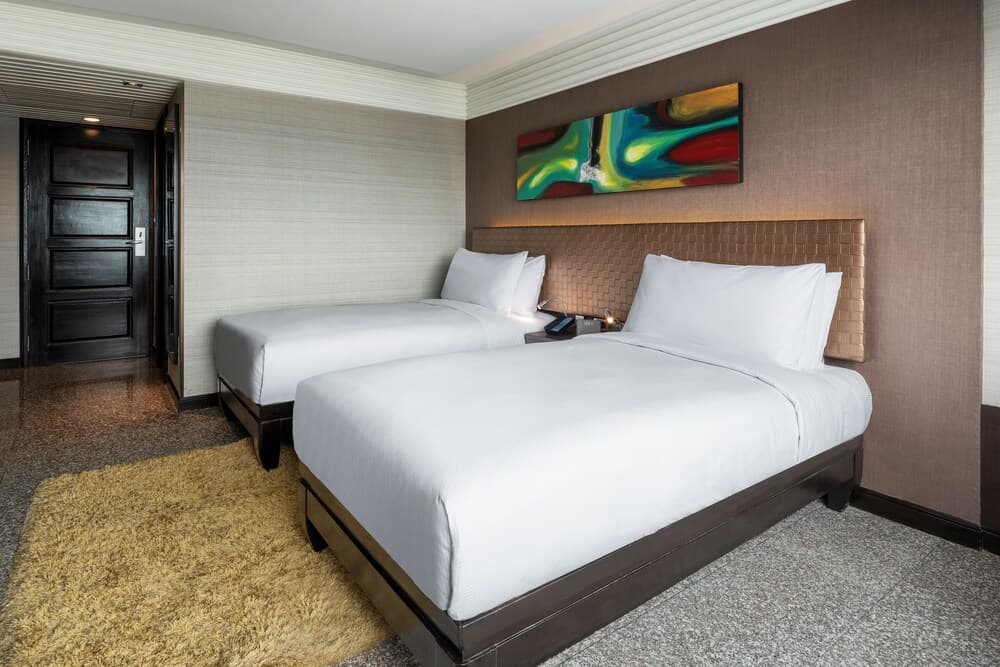 DoubleTree By Hilton Bangkok Ploenchit