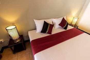 Two Chefs Inn