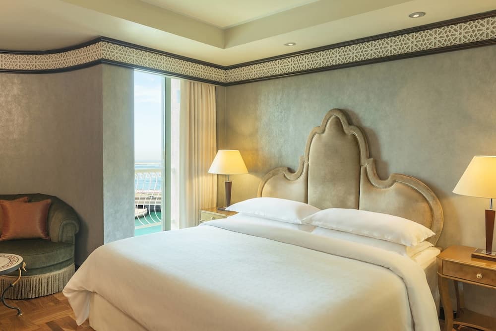 Sheraton Abu Dhabi Hotel & Resort