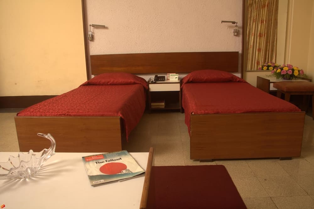 Sea Green Hotel