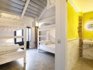 Lemon Rock Hostel