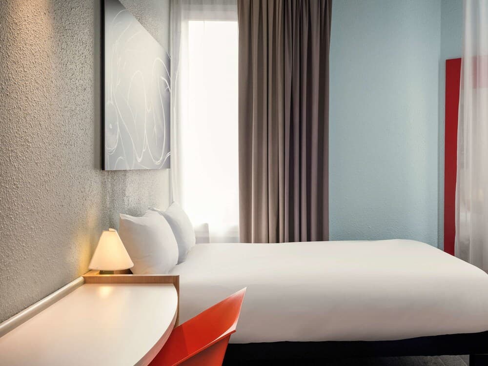 Ibis Daumesnil Porte Doree