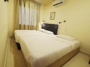 Goldbrick Hotel