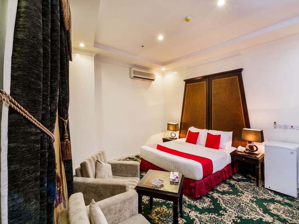 OYO 131 Al Hamra Palace AlJawazat Branch