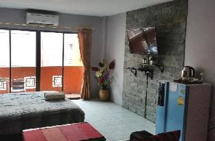 Nemos Guesthouse and Massage