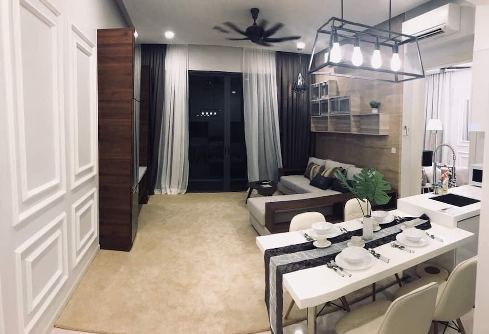 Vogue Suites One