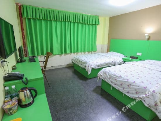 Yijia Apartment (Tianhe Zhucun Subway Station Store, Olympic Sports Center)