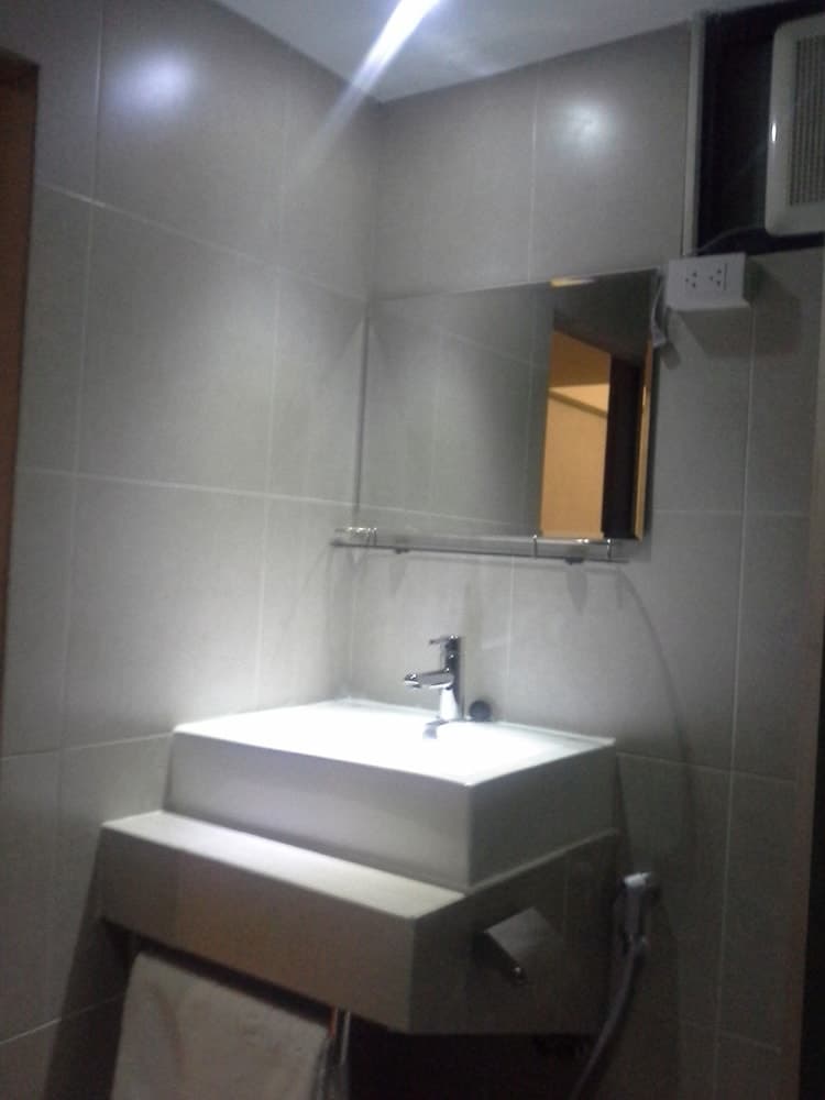 Thongtha Residence - Suvarnabhumi Airport