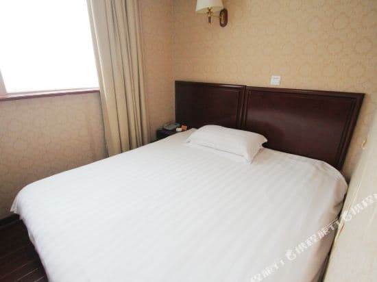 PuJiang Star Inn Group INC Guangxin