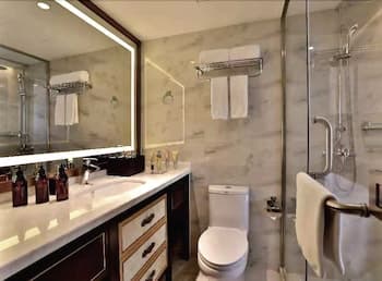 Lestie Hotel (Shanghai Xujiahui Hengshan Road)
