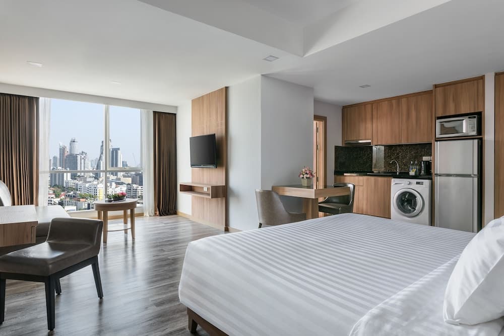 Adelphi Grande Hotel Bangkok