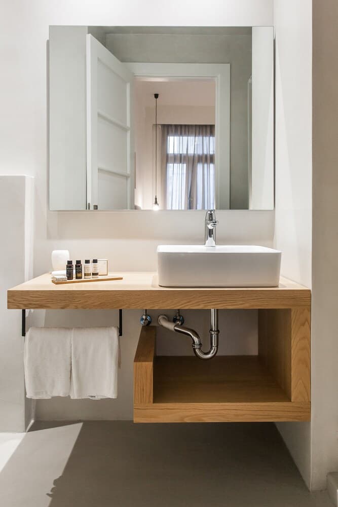 Monastiraki Suites by Livin Urbban