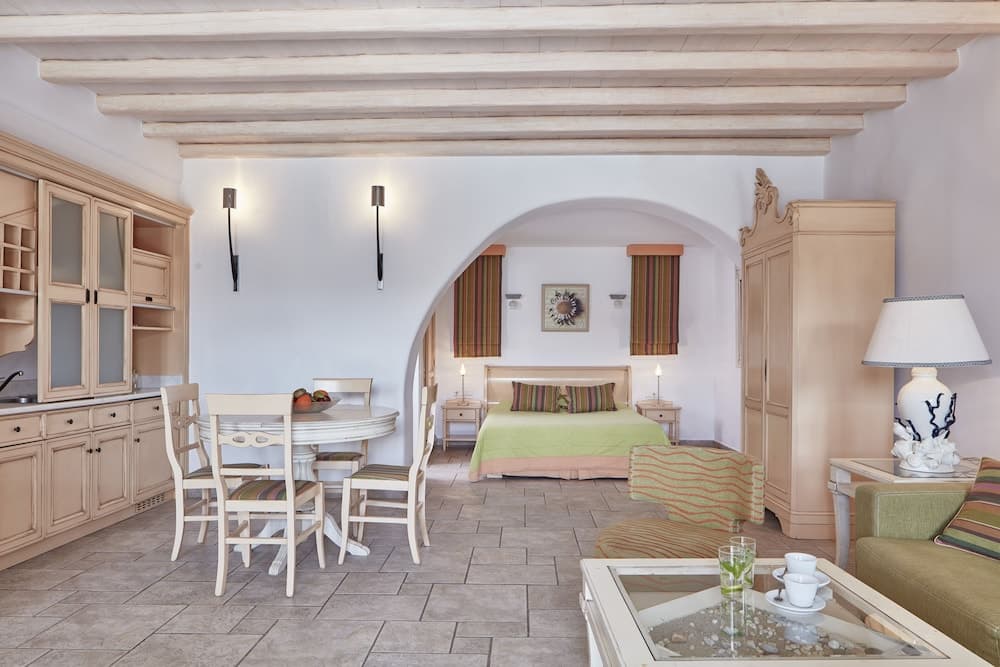 Arte & Mare Elia Mykonos Suites