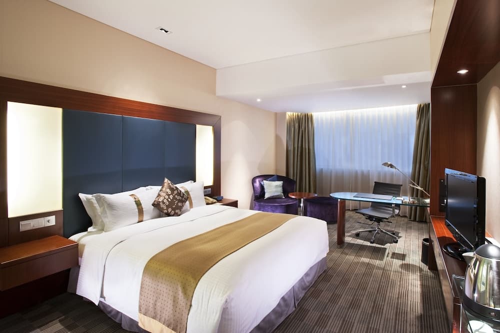 Holiday Inn Shanghai Pudong