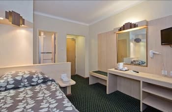 Tavistock Hotel