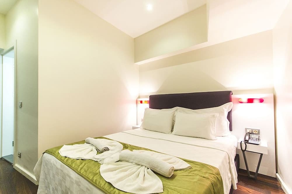 Nish İstanbul Suites & Hotel