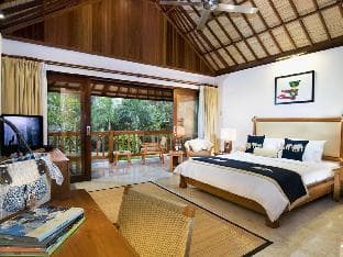 Mason Elephant Lodge