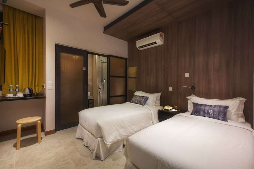 Hotel Twenty 8B