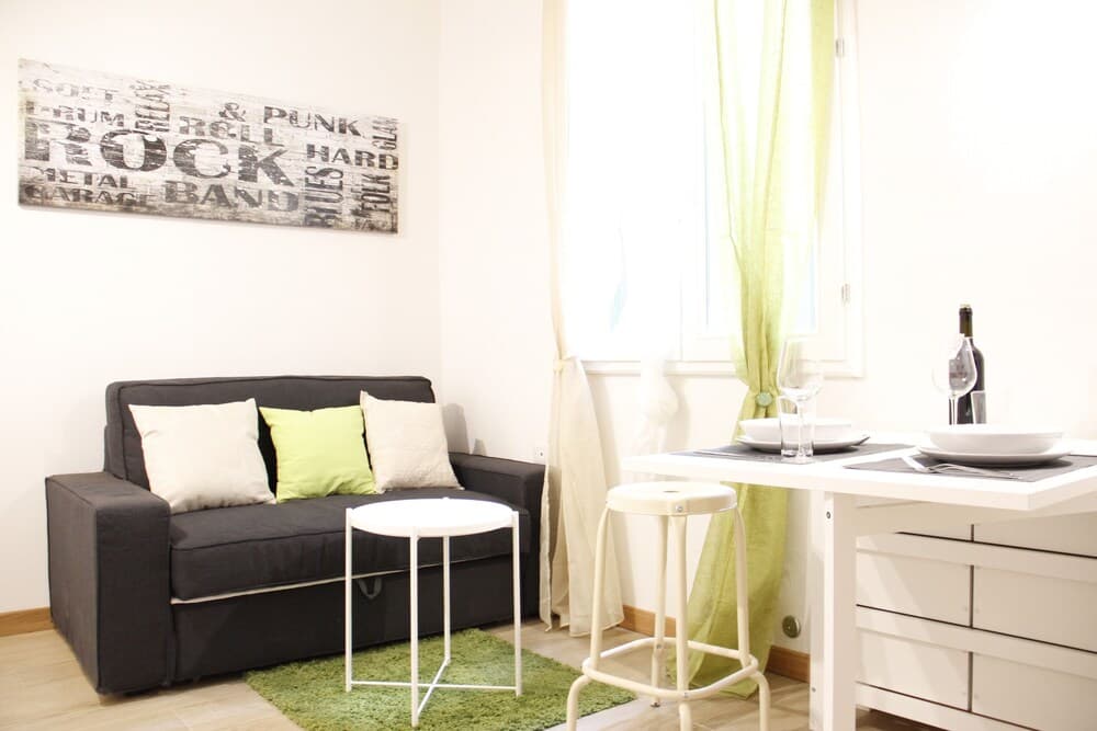 Art Apartment Scala Family