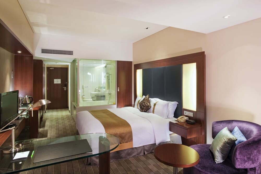 Holiday Inn Shanghai Pudong