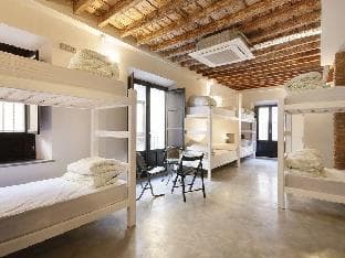 Lemon Rock Hostel