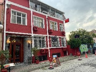 Antique Hostel