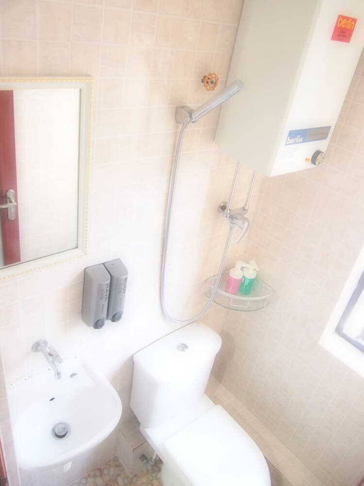 Travellers Hostel