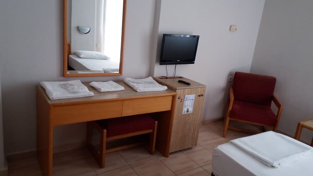 Isinda Hotel