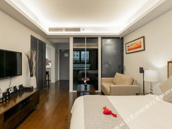 Yuju Serviced Apartment (Shanghai Railway Station)
