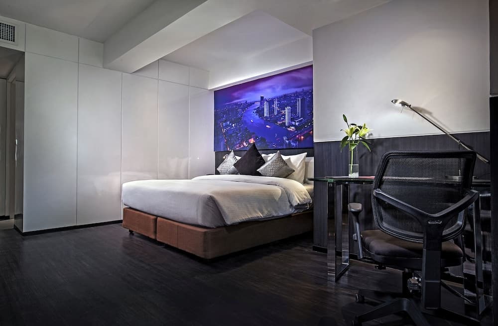 Galleria 12 Sukhumvit Bangkok Hotel by Compass Hospitality