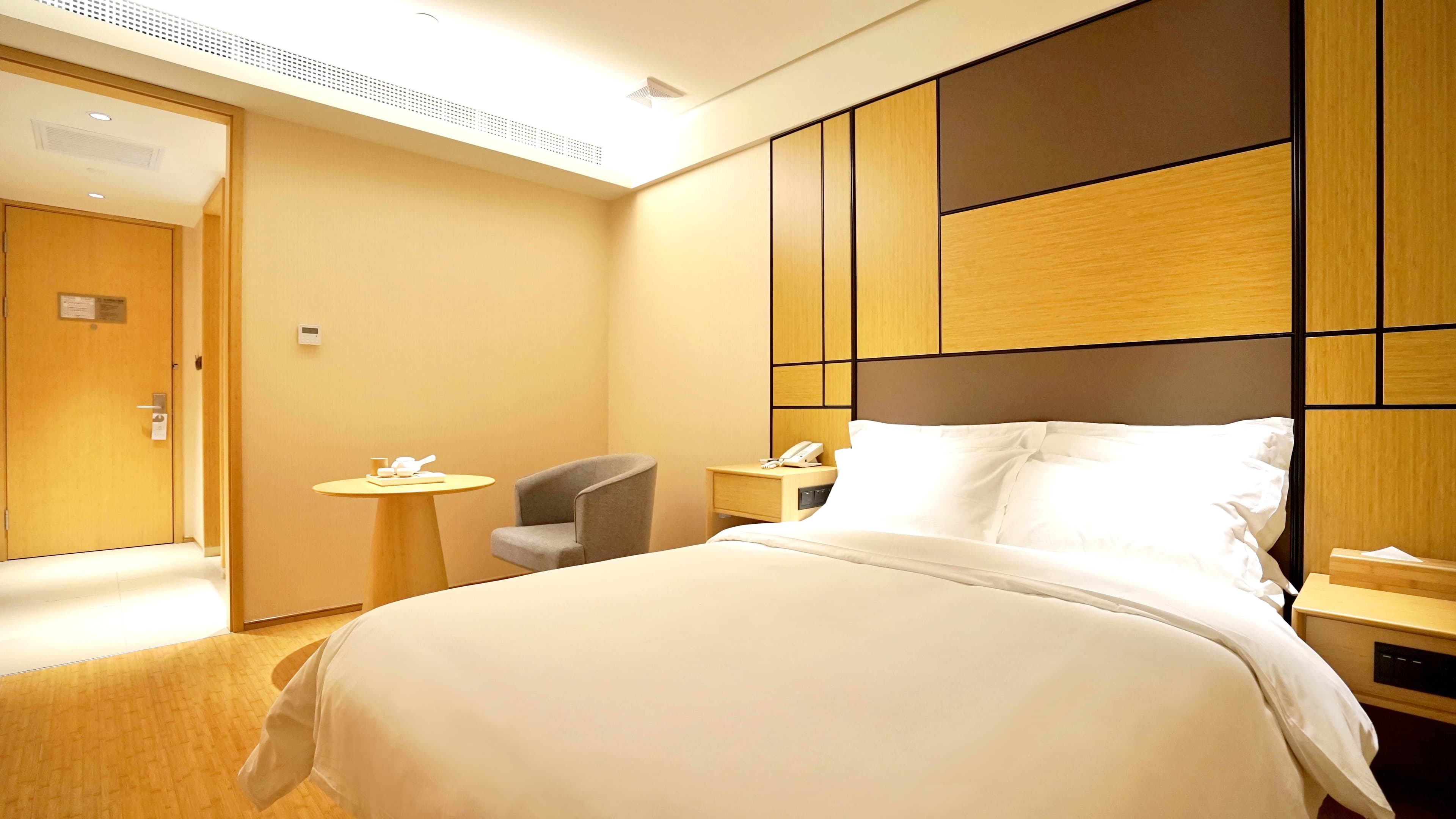 Ji Hotel (Shanghai the Bund East Nanjing Road Pedestrian Street)