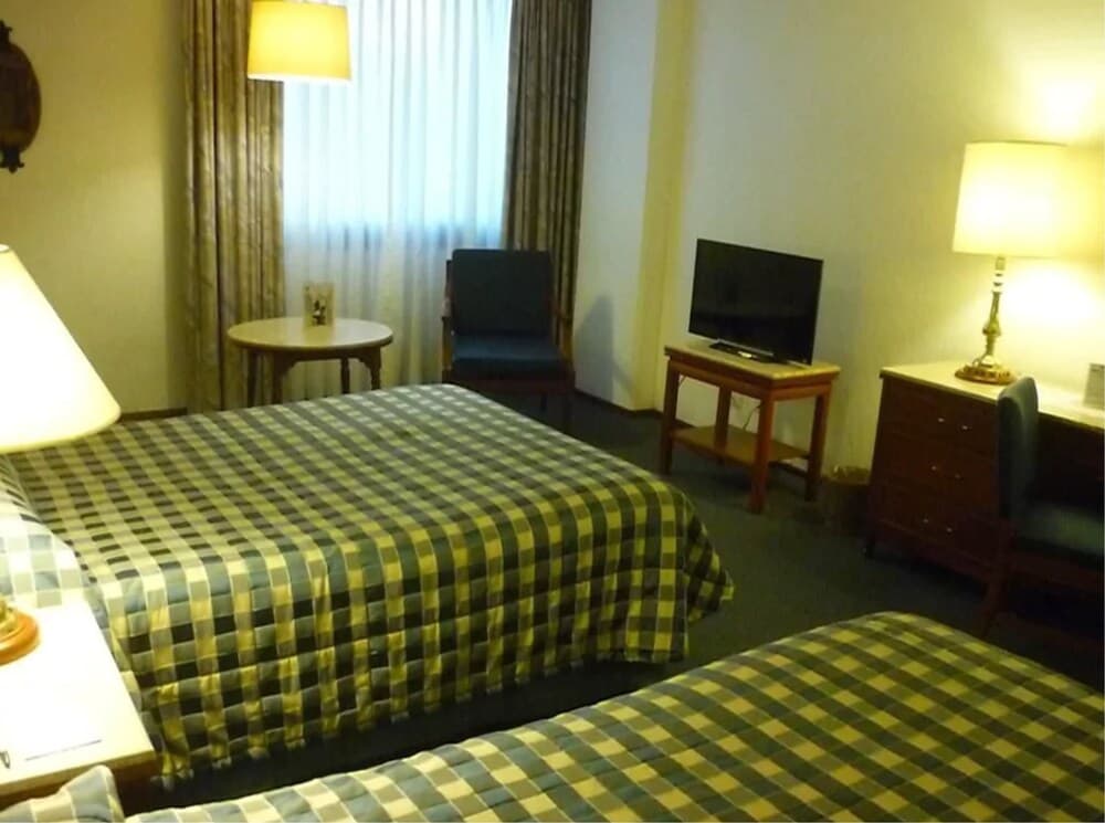 Hotel Bristol