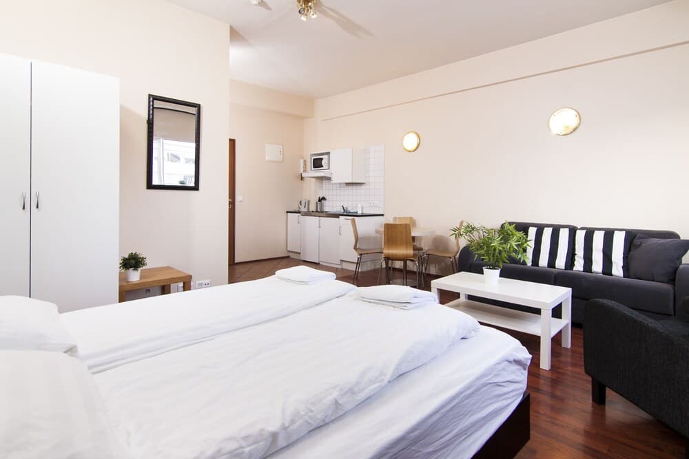 Atlantic Apartments and Rooms
