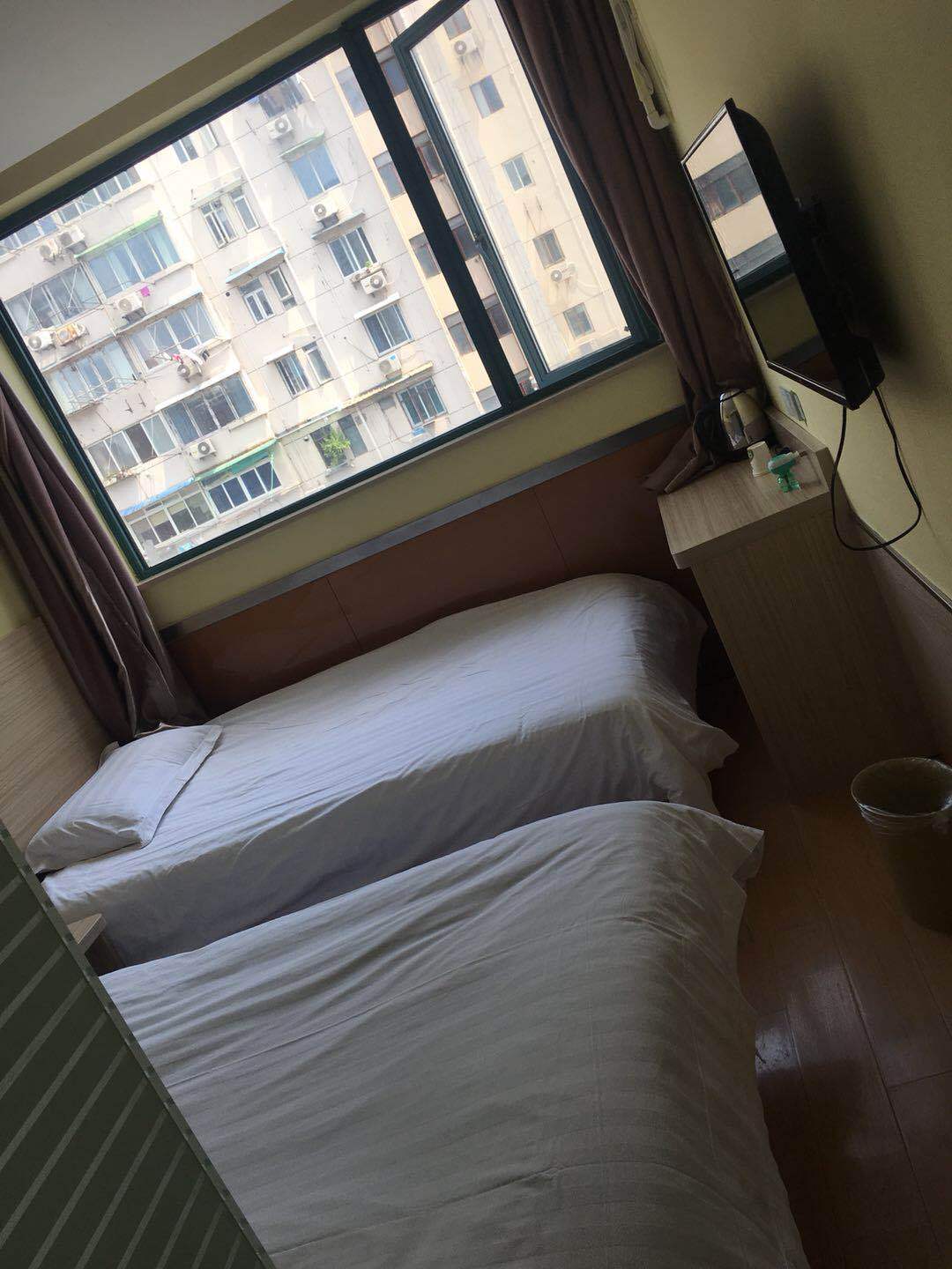 Hi Inn Shanghai Dong'an Road New Branch